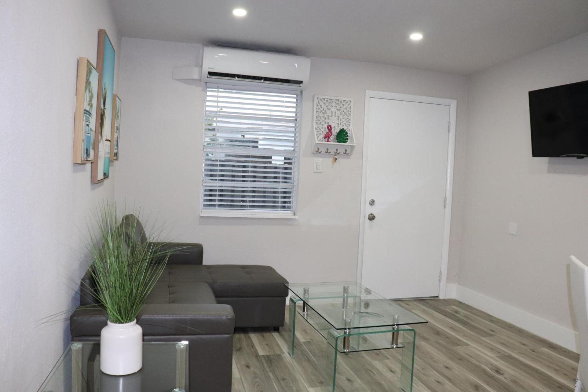 Flamingo Beach House 데이니아 비치 외부 사진